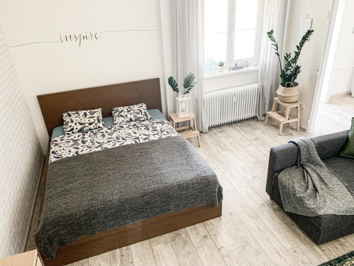 Charming Apartment In Paradise Called Bratislava Eksteriør billede