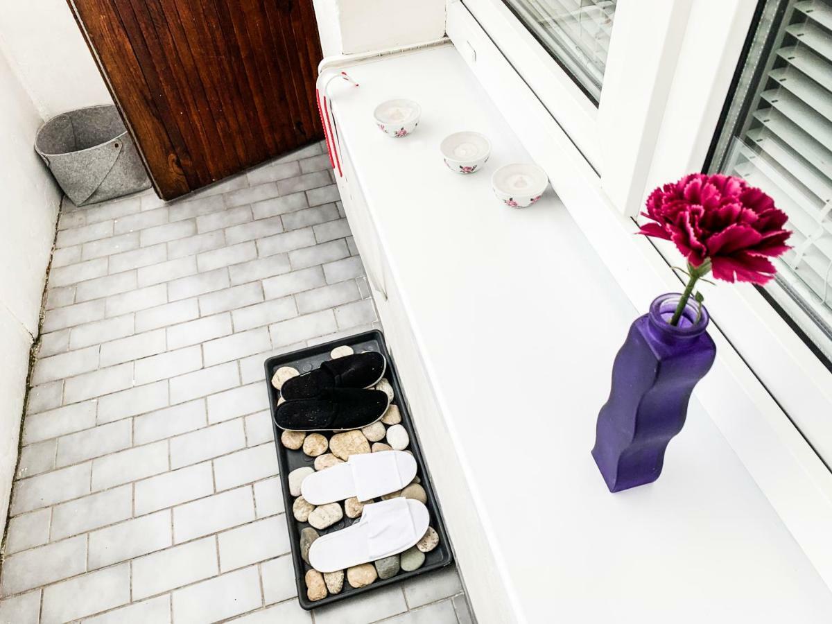 Charming Apartment In Paradise Called Bratislava Eksteriør billede